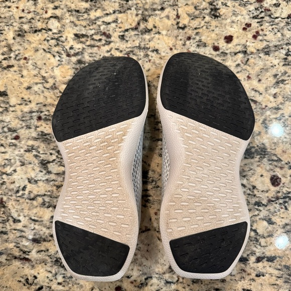 Allbirds Tree Dasher 1 in Quartz / Light Grey - Picture 7 of 8